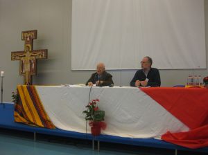 Mons. Patrizio Rota Scalabrini Relatore con don di Bergamo